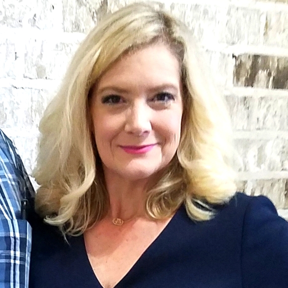 Meet your Posher, Polly - Picture 1 of 1